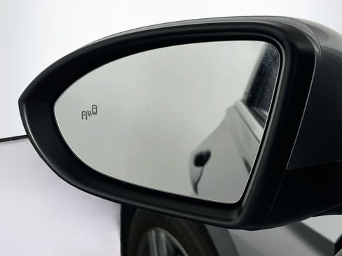 Used 2024 Volkswagen Jetta SE FWD image 16