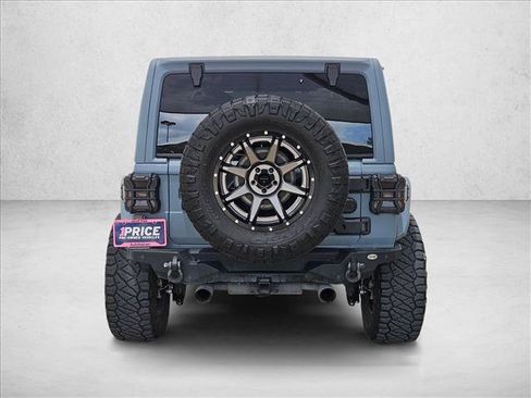 Used 2022 Jeep Wrangler Unlimited Rubicon w/ Cold Weather Group AWD/4WD image 6