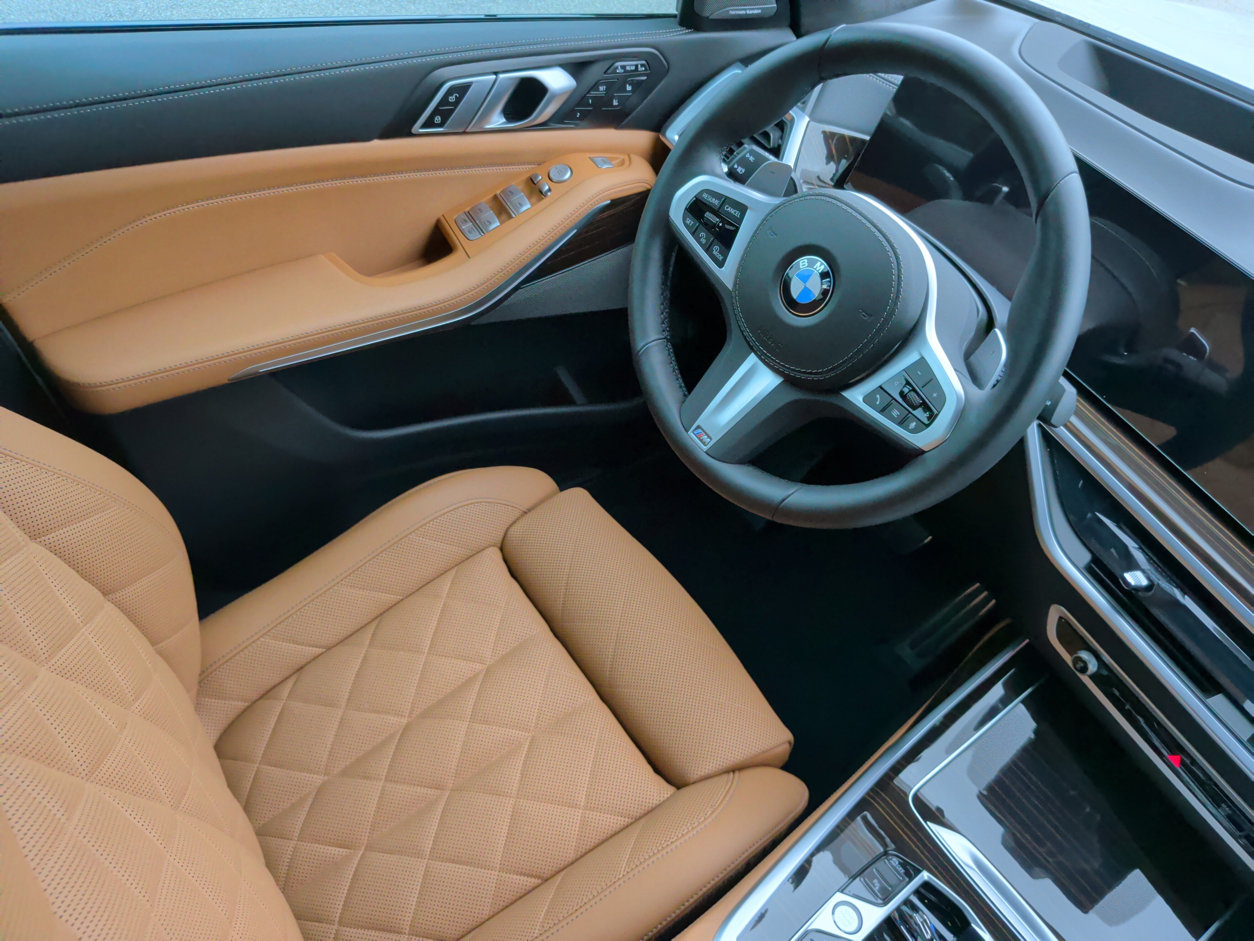 Used 2025 BMW X7 xDrive40i w/ Executive Package AWD/4WD image 36