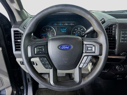 Used 2017 Ford F150 XLT RWD image 11