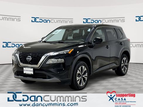 Used 2023 Nissan Rogue SV FWD image 1