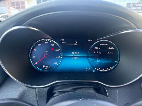 Used 2022 Mercedes-Benz GLC 300 image 7