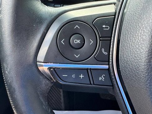 Used 2019 Toyota Camry XLE FWD image 23