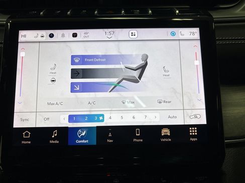 Used 2024 Jeep Grand Cherokee Limited w/ Black Appearance Package image 18