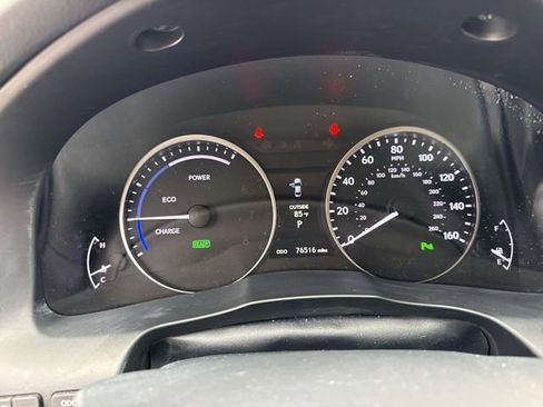 Used 2013 Lexus ES 300h w/ Luxury Pkg FWD image 15