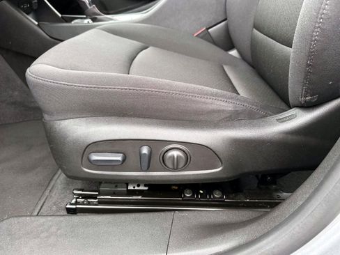 Used 2023 Chevrolet Malibu RS FWD image 10