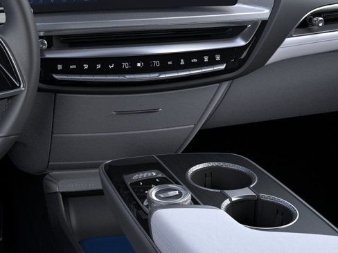 New 2024 Cadillac Lyriq Sport image 23