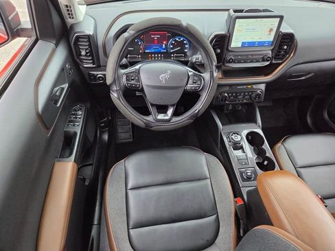 Used 2024 Ford Bronco Sport Outer Banks image 7