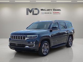 Used 2025 Jeep Wagoneer 4WD video 2