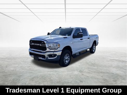 Used 2023 RAM 3500 Tradesman w/ Chrome Appearance Group image 9