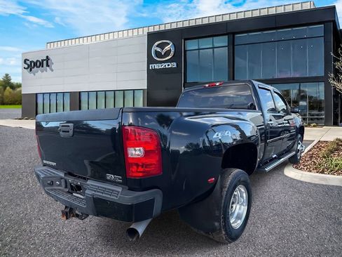 Used 2014 GMC Sierra 3500 Denali image 3