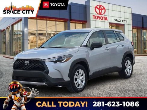Used 2024 Toyota Corolla Cross L FWD image 1