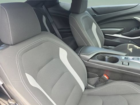 Used 2021 Chevrolet Camaro LT RWD image 25