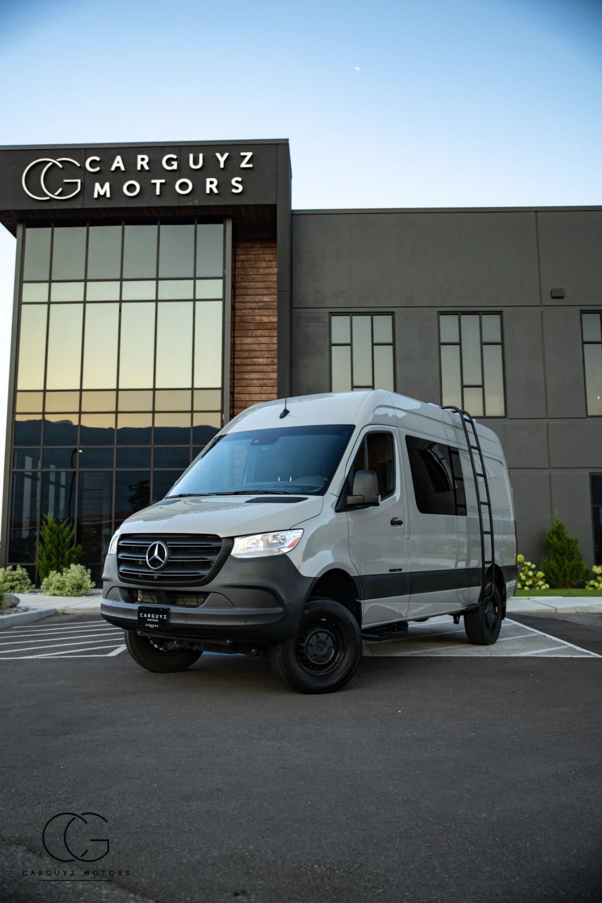 Used 2024 Mercedes-Benz Sprinter 2500 image 30