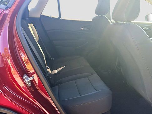 Used 2024 Chevrolet Trax LS w/ LS Convenience Package FWD image 28