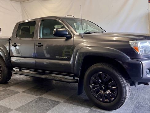 Used 2012 Toyota Tacoma PreRunner w/ SR5 Pkg image 1