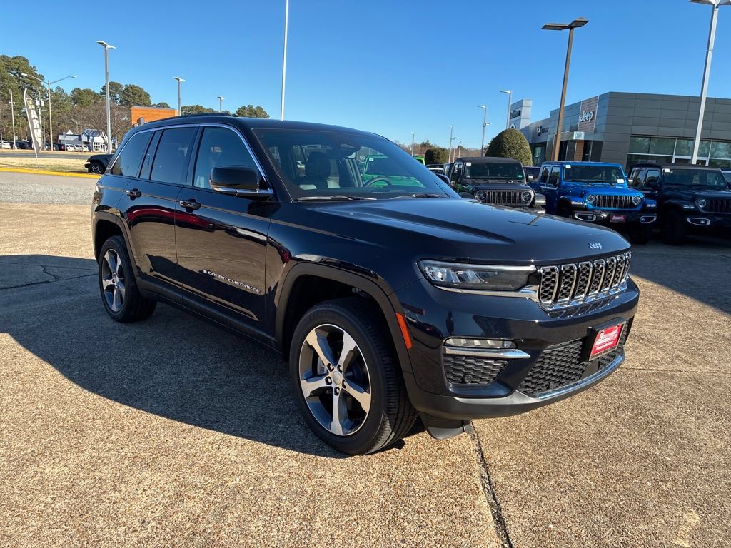 New 2024 Jeep Grand Cherokee Limited 4xe w/ Luxury Tech Group II AWD/4WD image 14