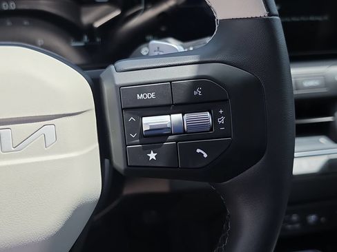 New 2026 Kia K4 GT-Line w/ GT-Line Premium Package FWD image 31