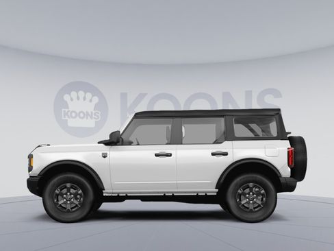 Used 2024 Ford Bronco Big Bend AWD/4WD image 2