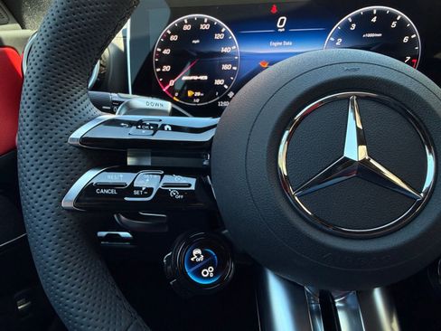 New 2026 Mercedes-Benz C 43 AMG 4MATIC Sedan image 15