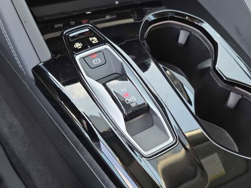 Certified 2025 Audi Q5 Premium w/ Convenience Package image 23