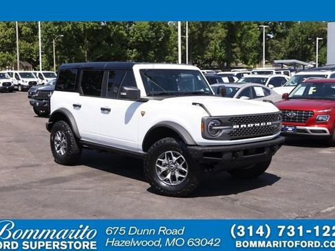 Certified 2024 Ford Bronco Badlands AWD/4WD image 1