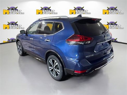 Used 2020 Nissan Rogue SV image 41