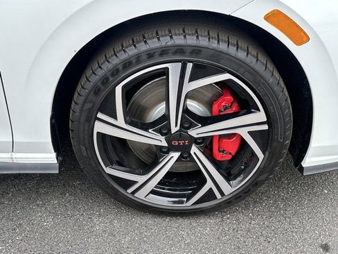New 2024 Volkswagen GTI SE image 8