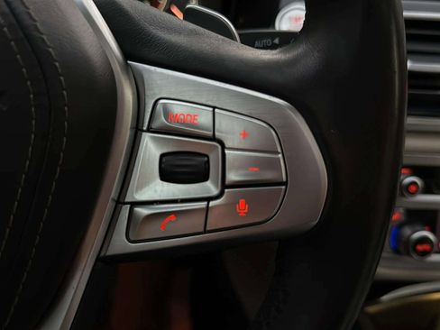 Used 2016 BMW 740i image 26