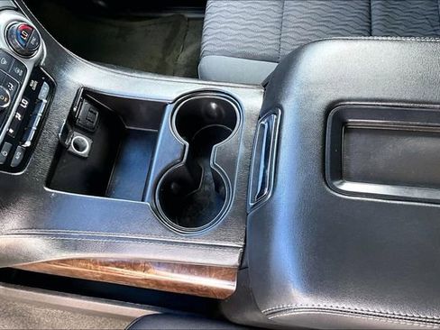 Used 2016 Chevrolet Tahoe LS image 18