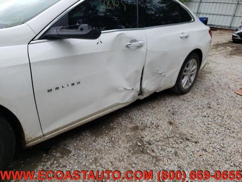 Used 2018 Chevrolet Malibu LT image 9