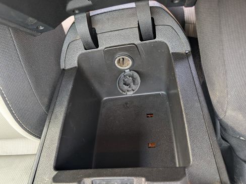 Used 2015 Chevrolet Camaro LT RWD image 18