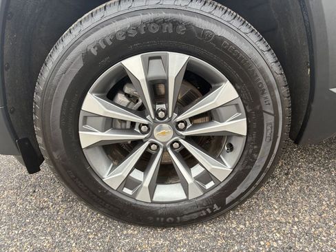 Used 2025 Chevrolet Equinox LT image 24