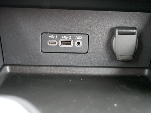 Certified 2022 Nissan Sentra SV w/ Trunk Package image 31