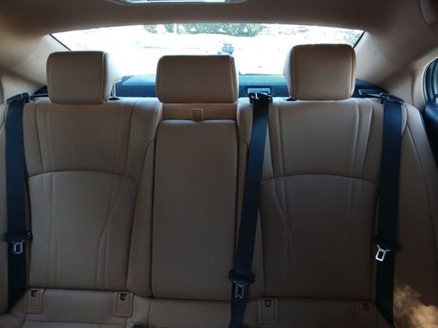 Used 2022 Lexus ES 350 Ultra Luxury w/ Accessory Package image 23