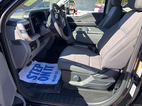 New 2026 Ford F250 XL w/ STX Appearance Package image 19