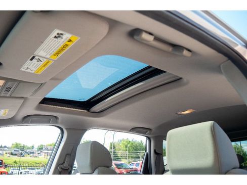 Used 2017 Honda CR-V EX image 11