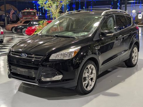 Used 2016 Ford Escape Titanium AWD/4WD image 1