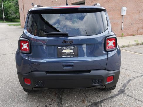 Used 2022 Jeep Renegade Altitude w/ Convenience Group AWD/4WD image 7