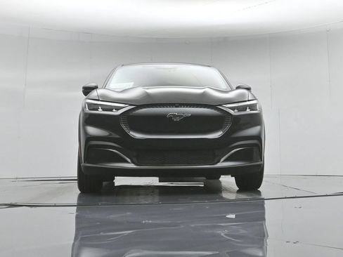 Certified 2025 Ford Mustang Mach-E Select RWD image 44