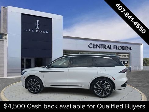 New 2026 Lincoln Nautilus Black Label image 5