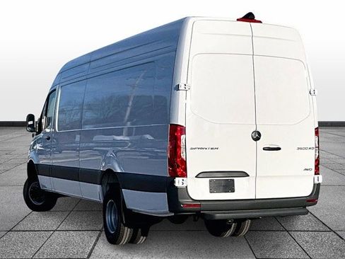 New 2025 Mercedes-Benz Sprinter 3500 image 4