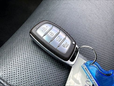 Used 2017 Hyundai Tucson SE Plus AWD/4WD image 35