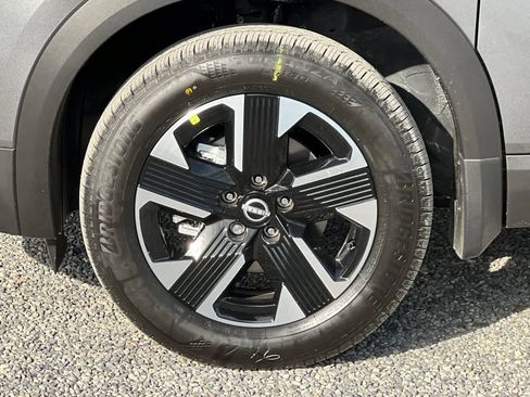 New 2026 Nissan Kicks SV AWD/4WD image 34