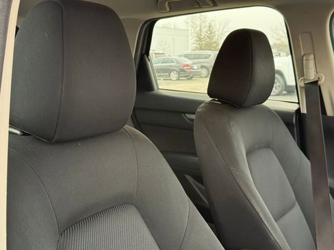 Used 2018 MAZDA CX-5 Sport image 26