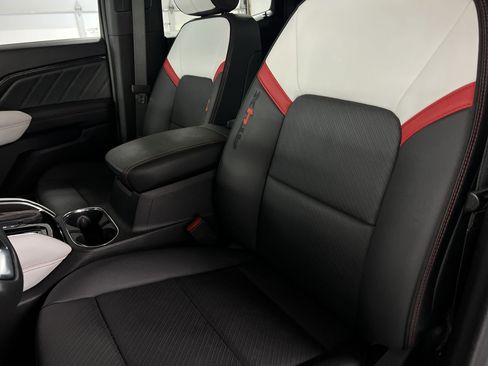 Certified 2024 GMC Canyon AT4X image 72