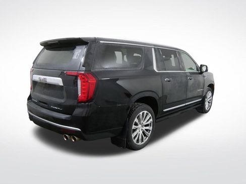 Used 2023 GMC Yukon XL Denali w/ Max Trailering Package AWD/4WD image 4