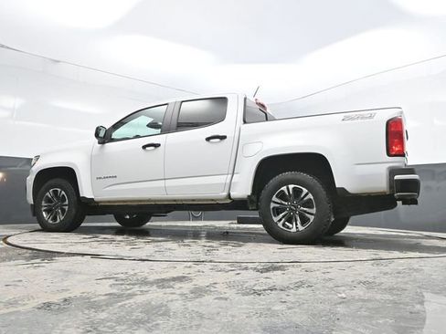 Used 2022 Chevrolet Colorado Z71 w/ Safety Package image 32