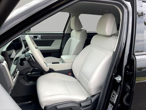 Certified 2026 Hyundai Santa Fe SE AWD/4WD image 20