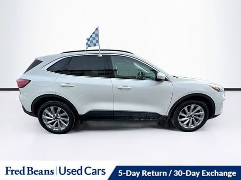 Used 2022 Ford Escape Titanium w/ Titanium Elite Package image 9